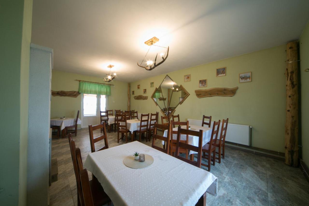 Napsugar Panzio Motel Lunga  Bagian luar foto