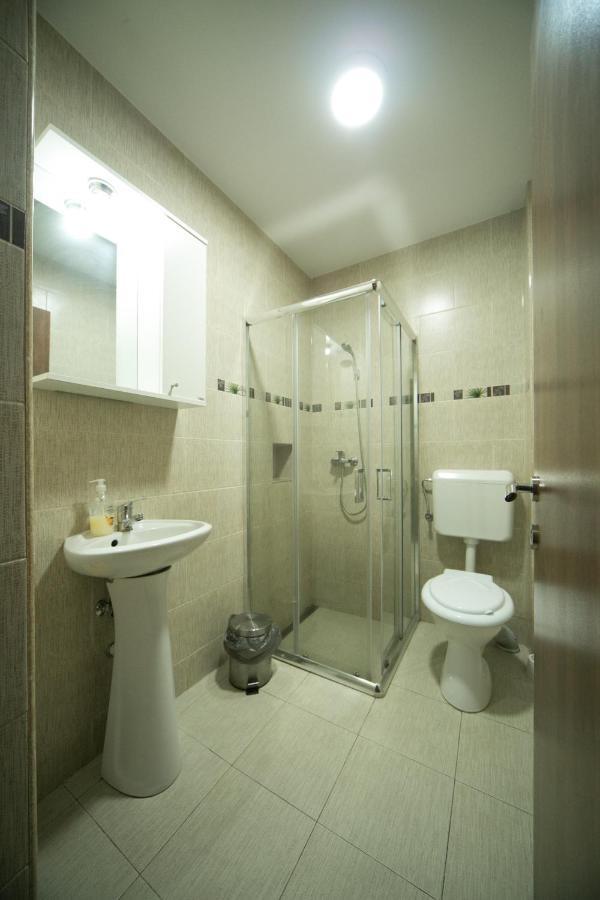 Napsugar Panzio Motel Lunga  Bagian luar foto